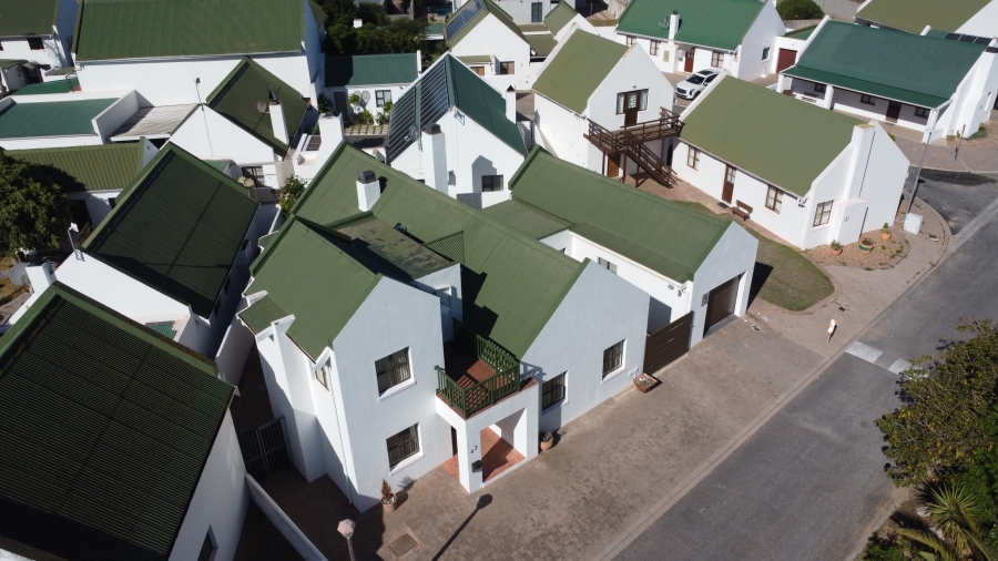 4 Bedroom Property for Sale in Country Club Western Cape